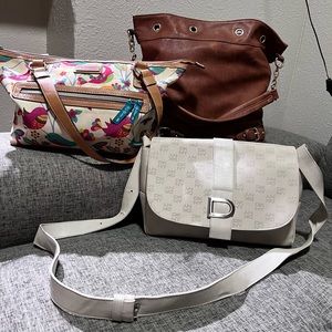 Cute purse all in great condition